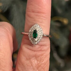 Green‎ Cubic Zirconia 925 Sterling Silver Marquis Ring size 7
